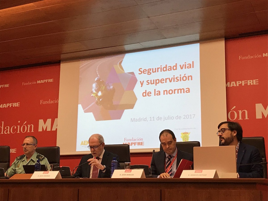 Ponencia sobre seguridad vial