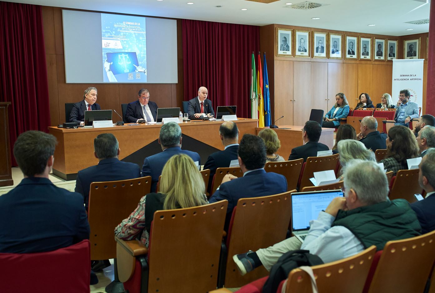 Tomás Burgos, Fernando Llano-Alonso y Martín Serrano