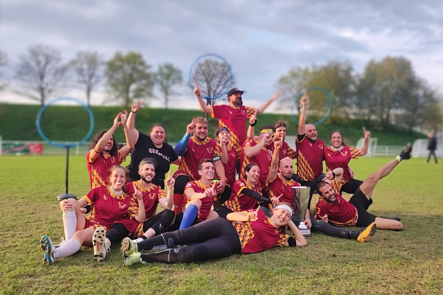 Los integrantes de Sevilla Warriors celebran el triunfo obtenido en la Copa Europea de quadball