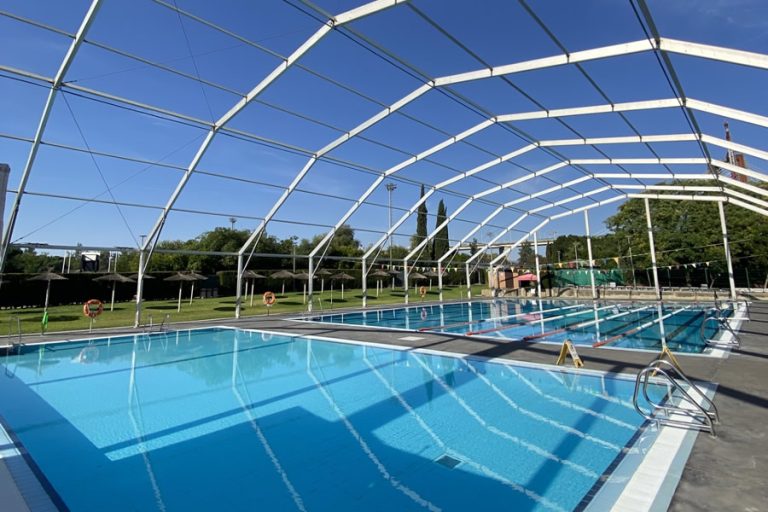 Piscina sadus verano