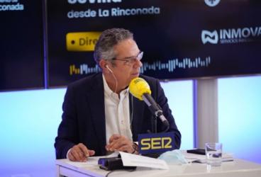 La Facultad de Comunicación celebra el centenario de Radio Sevilla