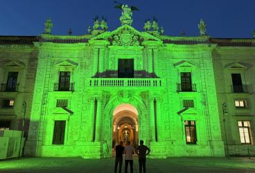 El Rectorado se ilumina de verde por la Semana Mundial de las las Enfermedades...